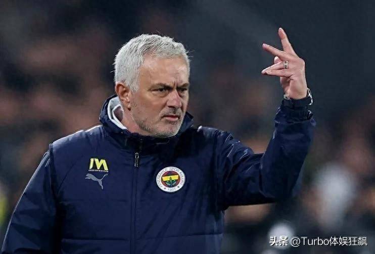 欧冠抽签结果出炉！皇马等4队远征，巴萨抽好签，切尔西获表彰！